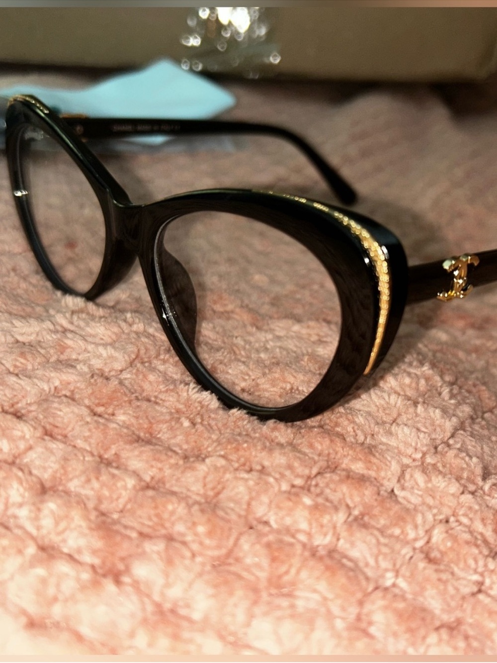 Black and Gold Cat-Eye Women's Eyeglasses-Fashion Size: 54▪️18-148